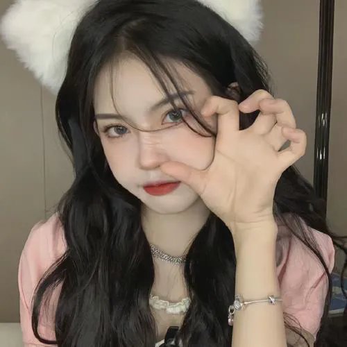 一线女星又出大瓜：深夜密会神秘女子，公司火速否认，三天三夜